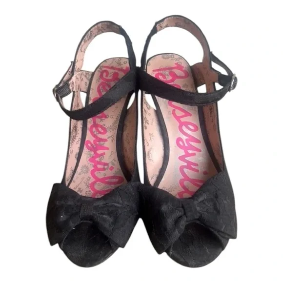 BETSEYVILLE by Betsey Johnson Black Lace Peep Toe Bow Heels Shoes Size 8.5” - Picture 3 of 17